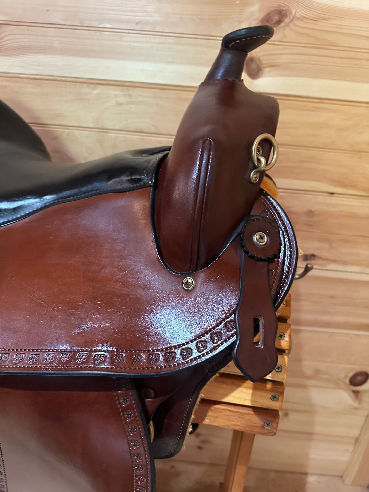 16” Imus 4Beat Gaited Western Trail Saddle