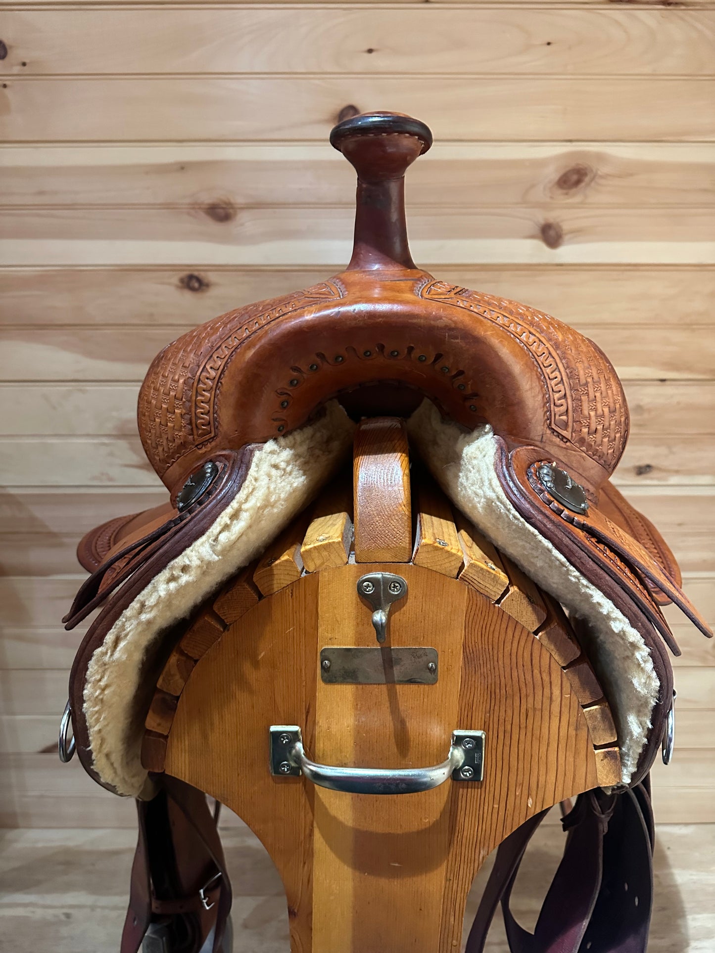 15.5” McCall Cow Horse  Western Saddle Model 690 1203