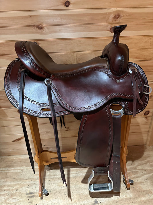 17” Cashel Outfitter by Martin Saddlery Western Trail Saddle Model CAS-SA-CTO