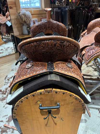 Silver Royal Short Go Barrel Saddle