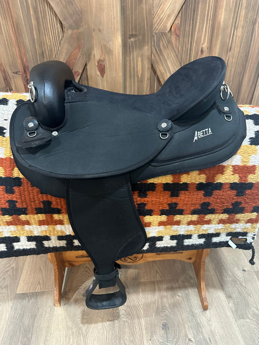 17” Abetta Endurance Lightweight Trail Saddle