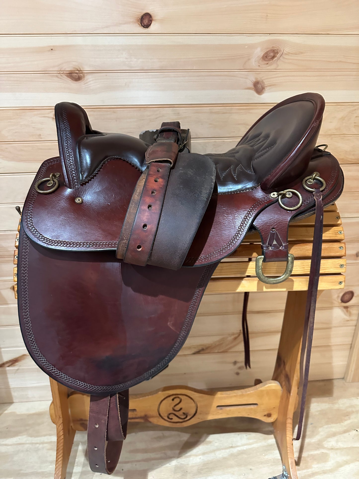 17.5” Tucker River Plantation Endurance Trail Saddle Model 146