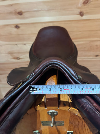 15 3/4” Collegiate Convertible Saddle- Easy Change Gullet