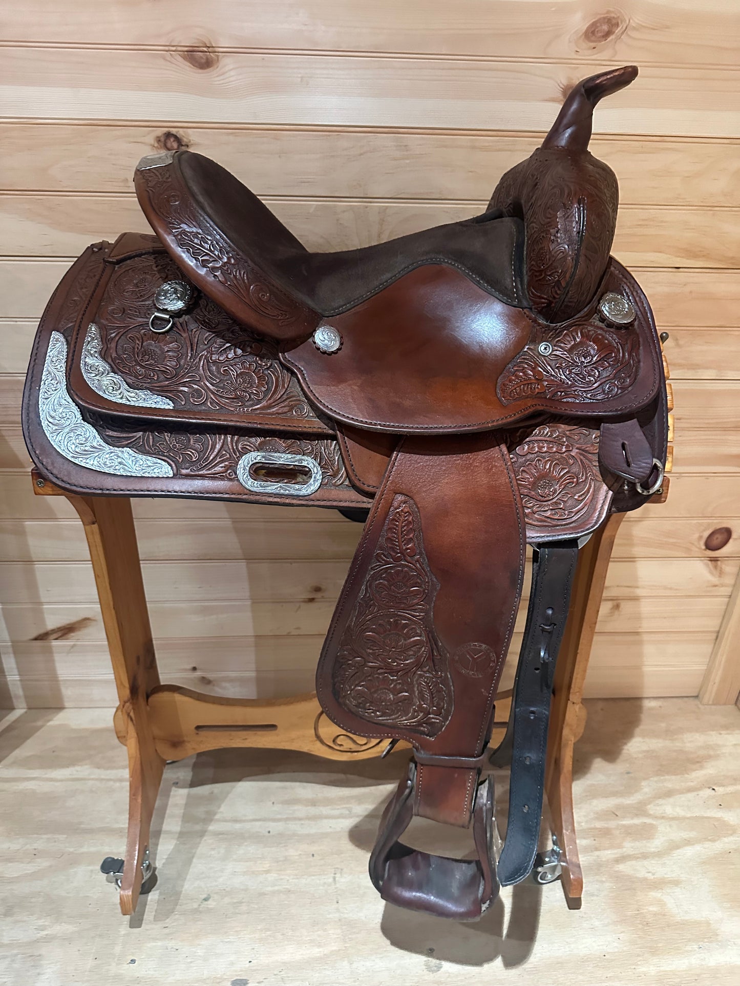 14” Circle Y Western Show Saddle Model 3974