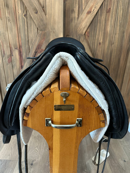 16.5” Thornhill Pro-Trainer Pro Dressur 112 Dressage Saddle