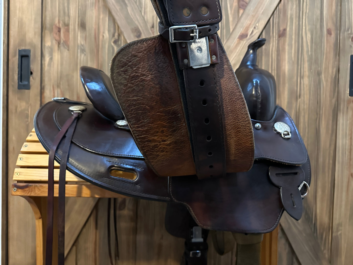 15” Circle Y Mojave Flex2 Arabian Trail Saddle Model 1561