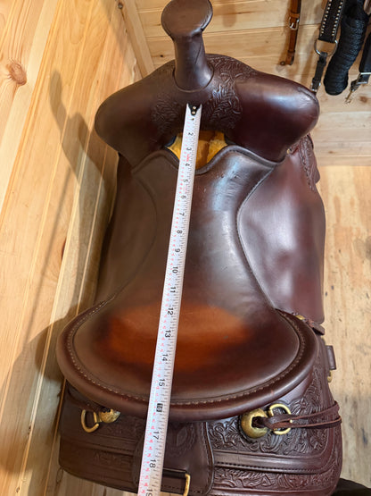 16” Circle Y Carlsbad Flex-Lite Western trail saddle Model 2376