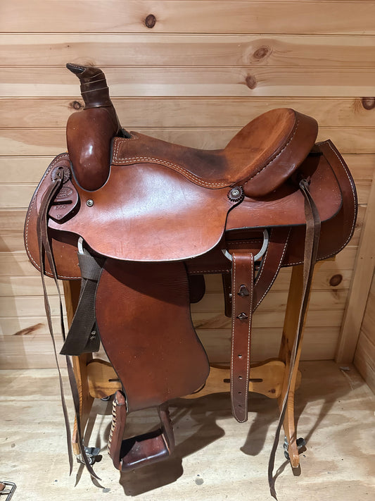16” Dakota Saddlery Roping Saddle Model 500
