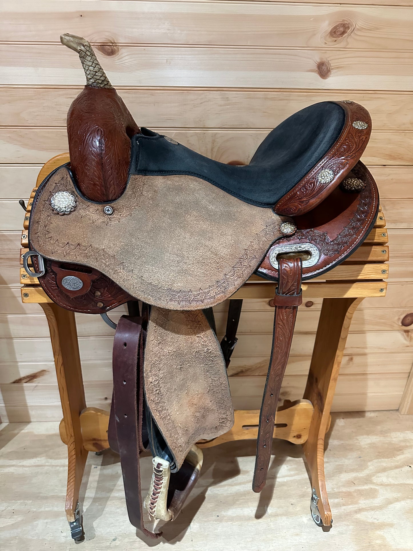 15” Circle Y Flex2 Kelly Kaminski Blaze Barrel Racing Saddle Model 1528