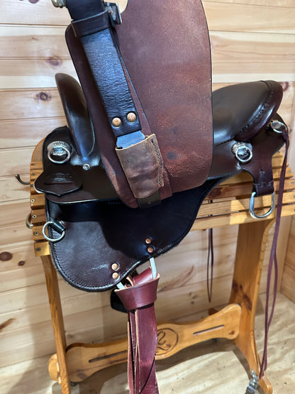 16.5” Tucker Classic Endurance Trail Saddle Model T59