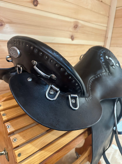 17” Large Steele Plantation Endurance Trail Saddle