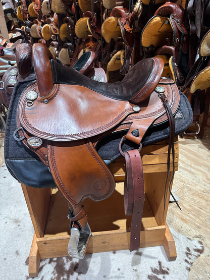 16” Circle Y Virginia Flex2 Trail Gaiter Gaited Endurance Saddle Model 1588 (2020)
