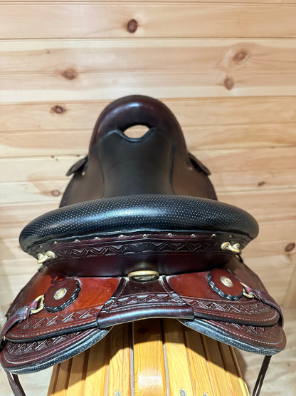 18” Big Horn Sil-Cush Flex Endurance trail saddle Model 1685.8