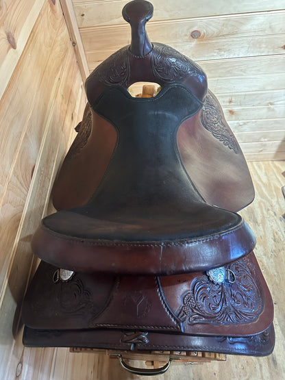 17” Circle Y Park & Trail Western Saddle Model 3825