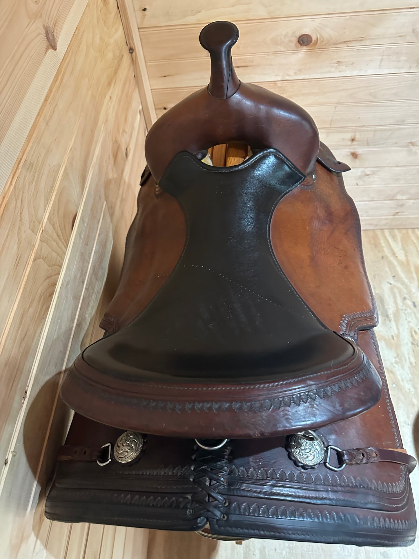 17” Circle Y Topeka Flex-Lite Western Trail Saddle Model 1551