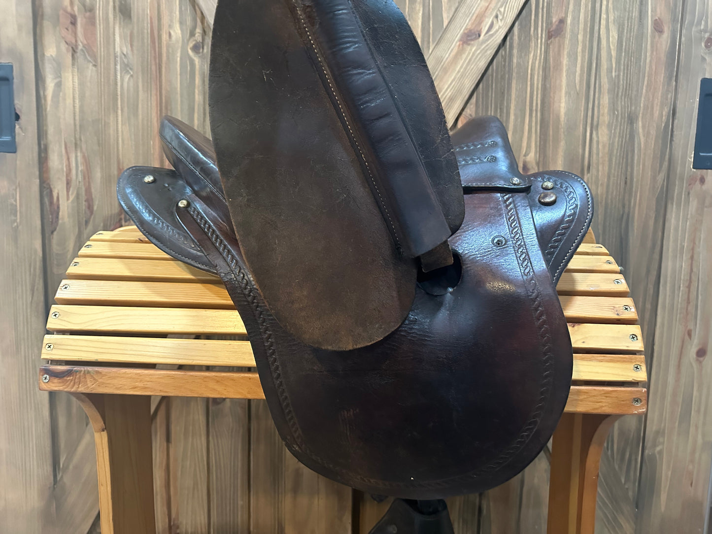 17” Genuine Buena Vista Saddle