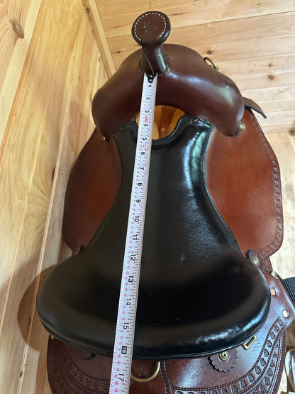 16” Imus 4Beat Gaited Western Trail Saddle