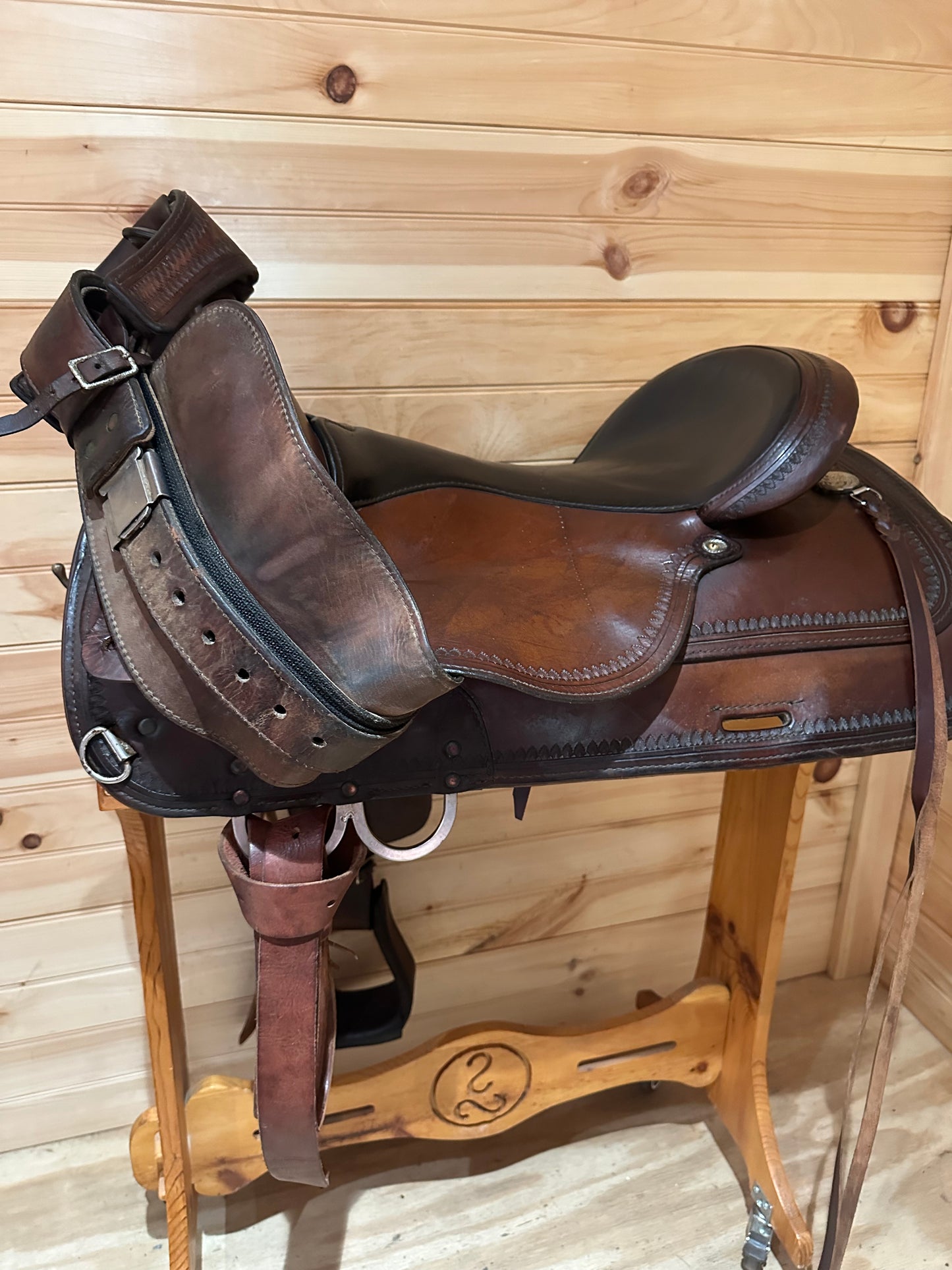 17” Circle Y Topeka Flex-Lite Western Trail Saddle Model 1551