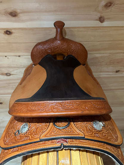 17” Circle Y High Horse Mineral Wells Western Trail Saddle Model 6812
