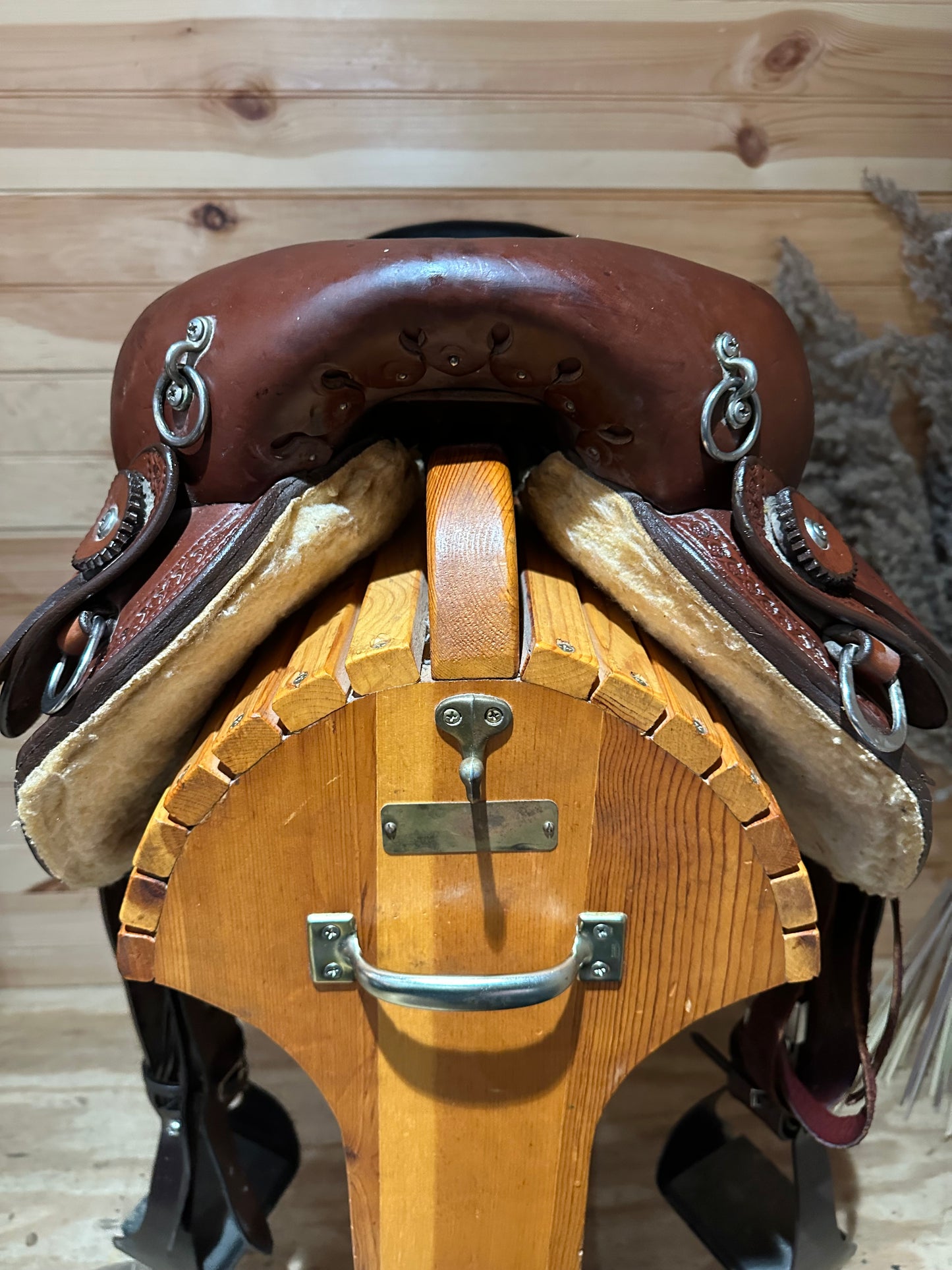 17” Endurance Trail Saddle