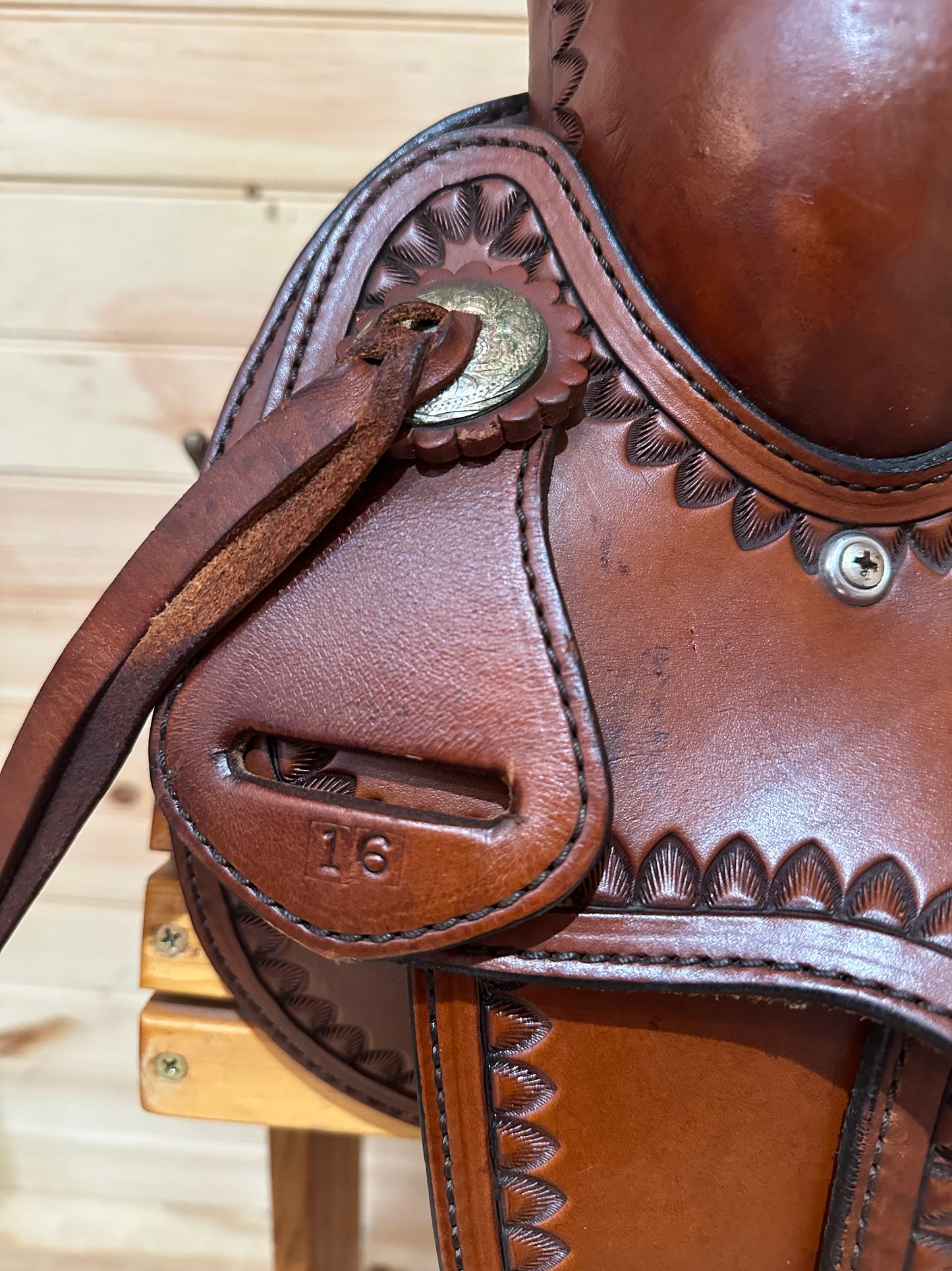 16” Tex Tan Hereford Western Trail Saddle Model 08-4023-1P6