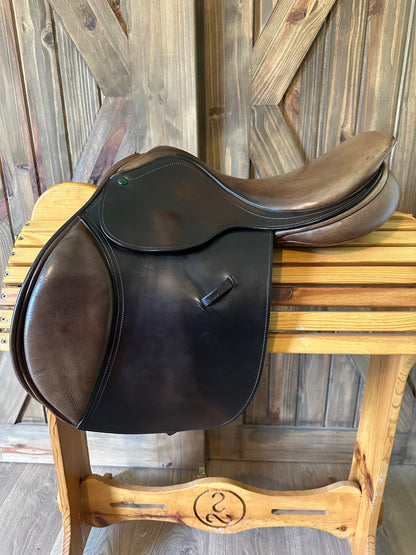 16.5” M County Stabilizer Close contact/ Jumping Saddle