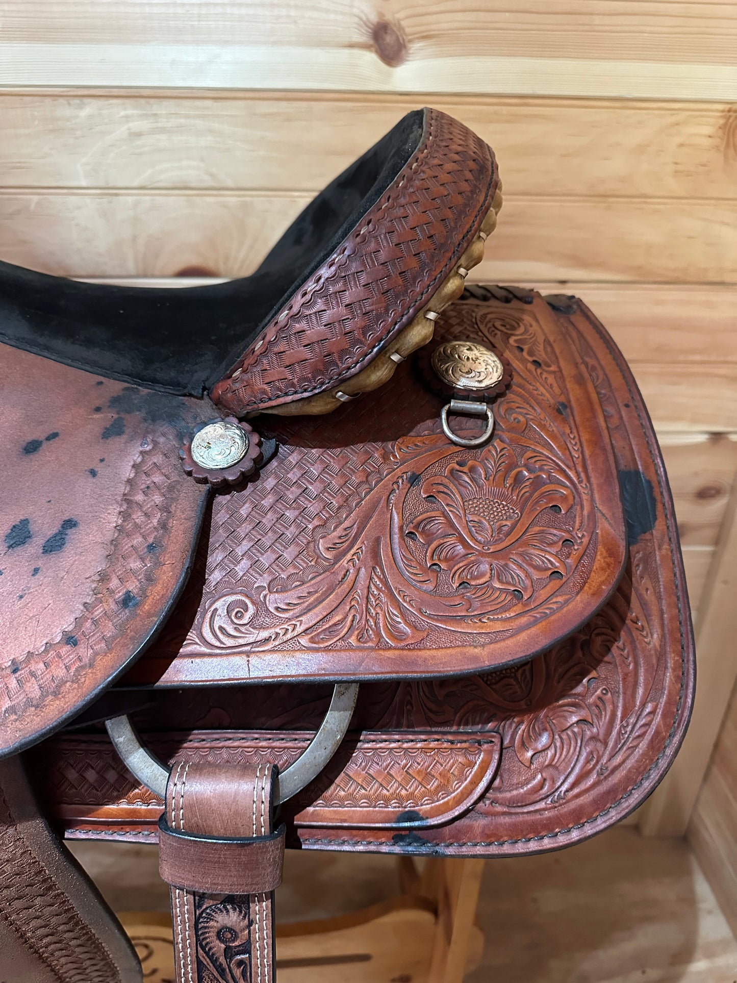 15.5” Tex Tan Hereford Team Roper Western Saddle