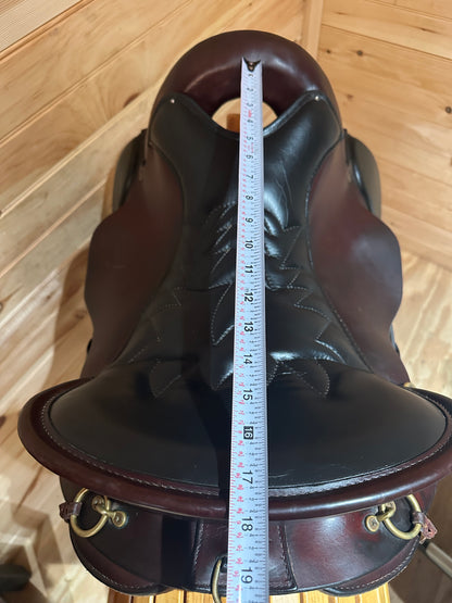 16.5” Tucker Equitation Endurance Trail Saddle Model 149