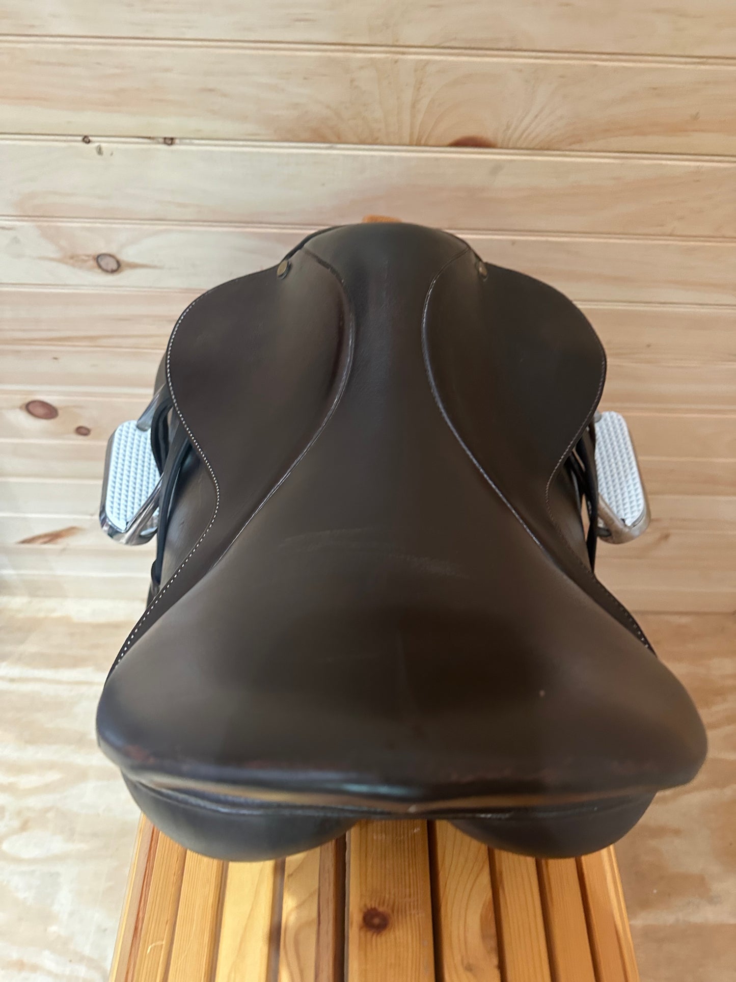 18.5” Collegiate Senior Event Saddle Model 6529