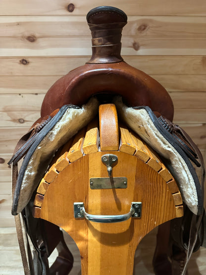 16” Dakota Saddlery Roping Saddle Model 500