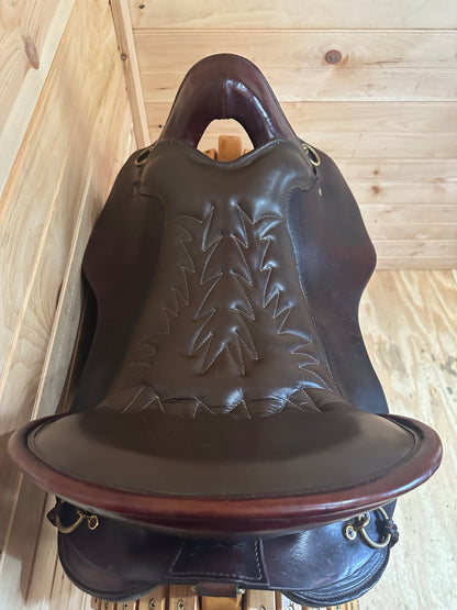17.5” Tucker River Plantation Endurance Trail Saddle Model 136