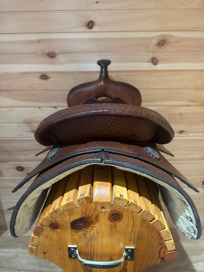 15” Crates Western Show Saddle Model 137