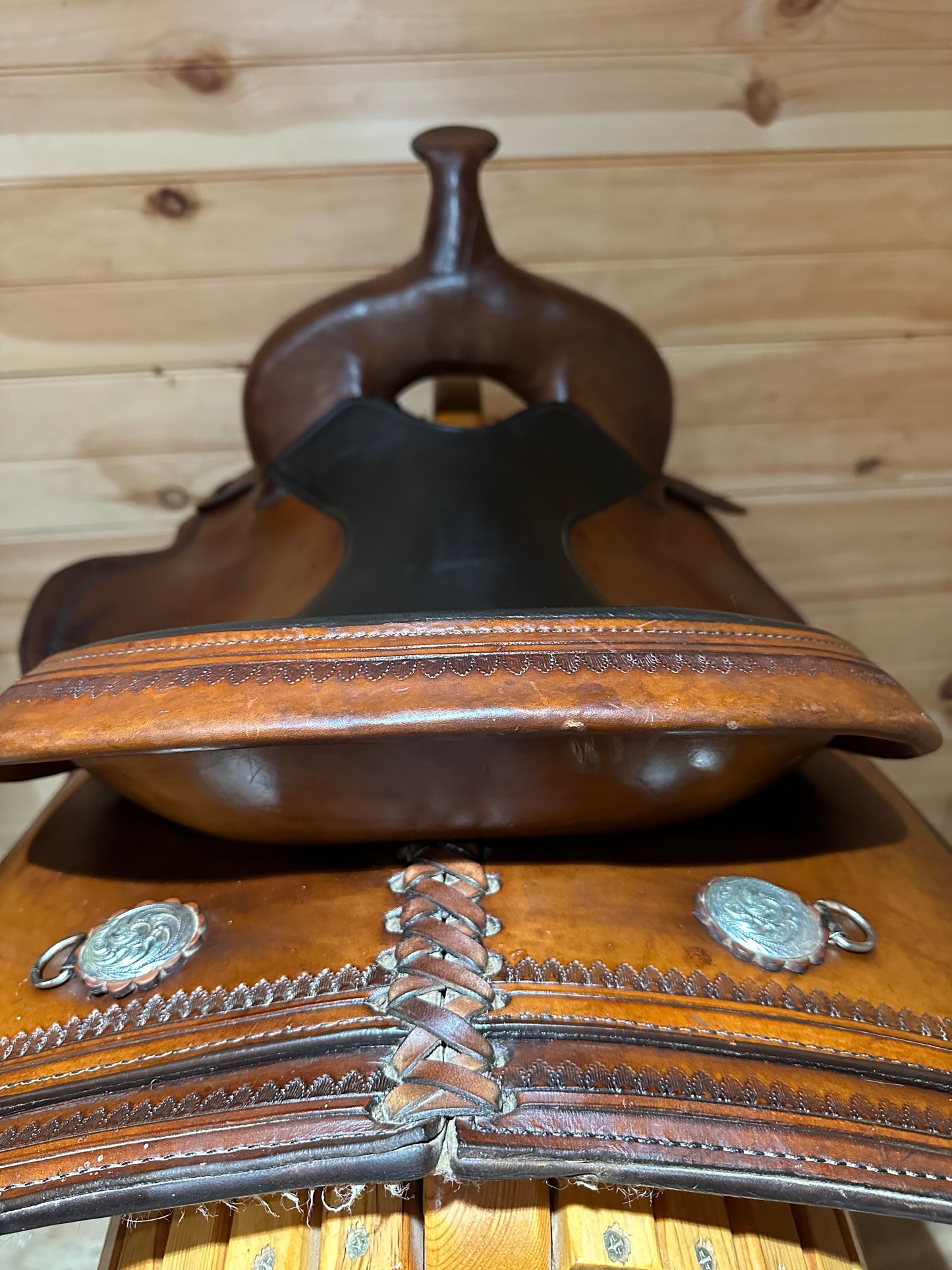 15” Circle Y Topeka Flex-Lite Western Trail Saddle Model 1551