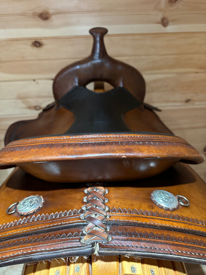 15” Circle Y Topeka Flex-Lite Western Trail Saddle Model 1551