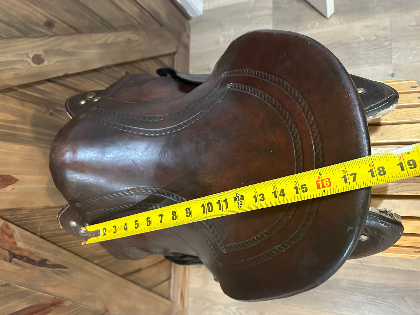 17” Genuine Buena Vista Saddle