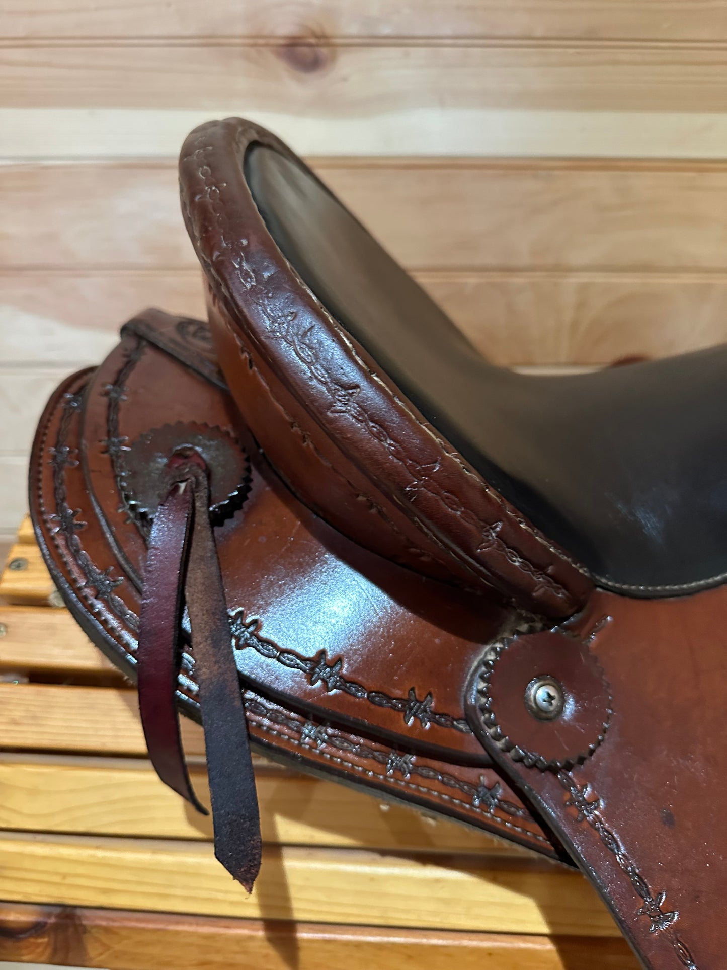 16” Allegany Mountain Trail Saddlery Gaited Western Saddle