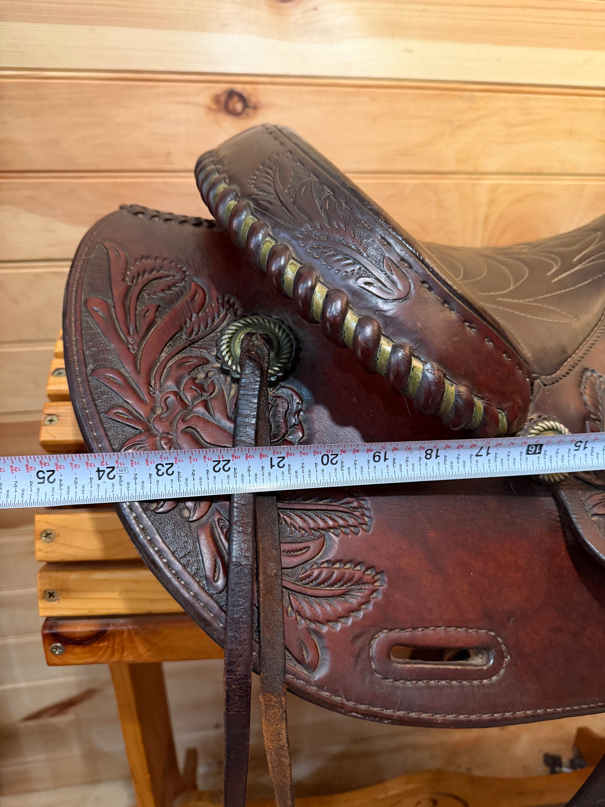 15.5” Dale Cooper Arabian Western Saddle