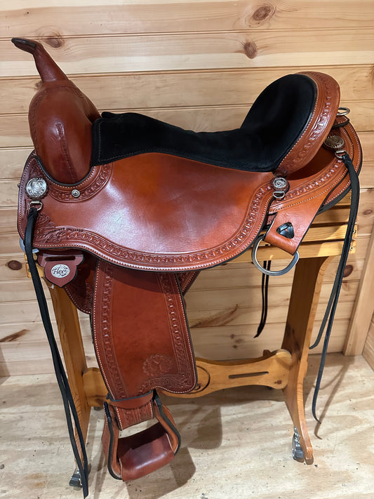 17” Circle Y Sheridan Flex2 Western Trail Saddle Model 1572