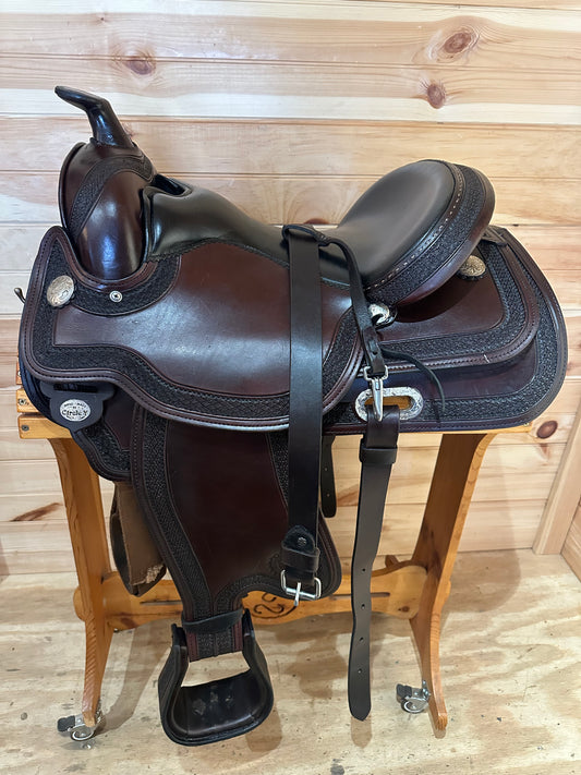 15” Circle Y Arabian Trail Saddle Model 2141