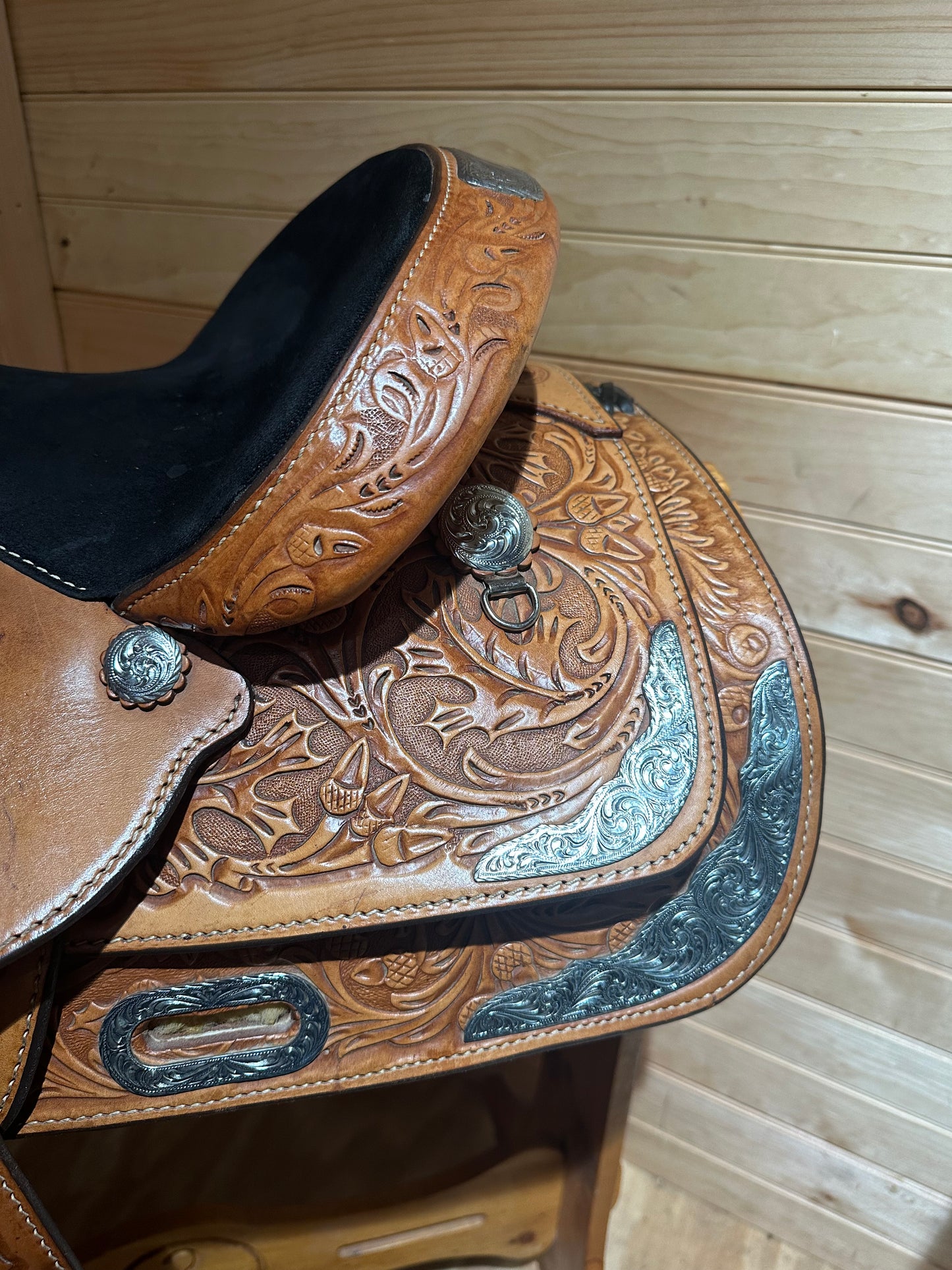 14” Circle Y Youth Western Show Saddle Model 3674