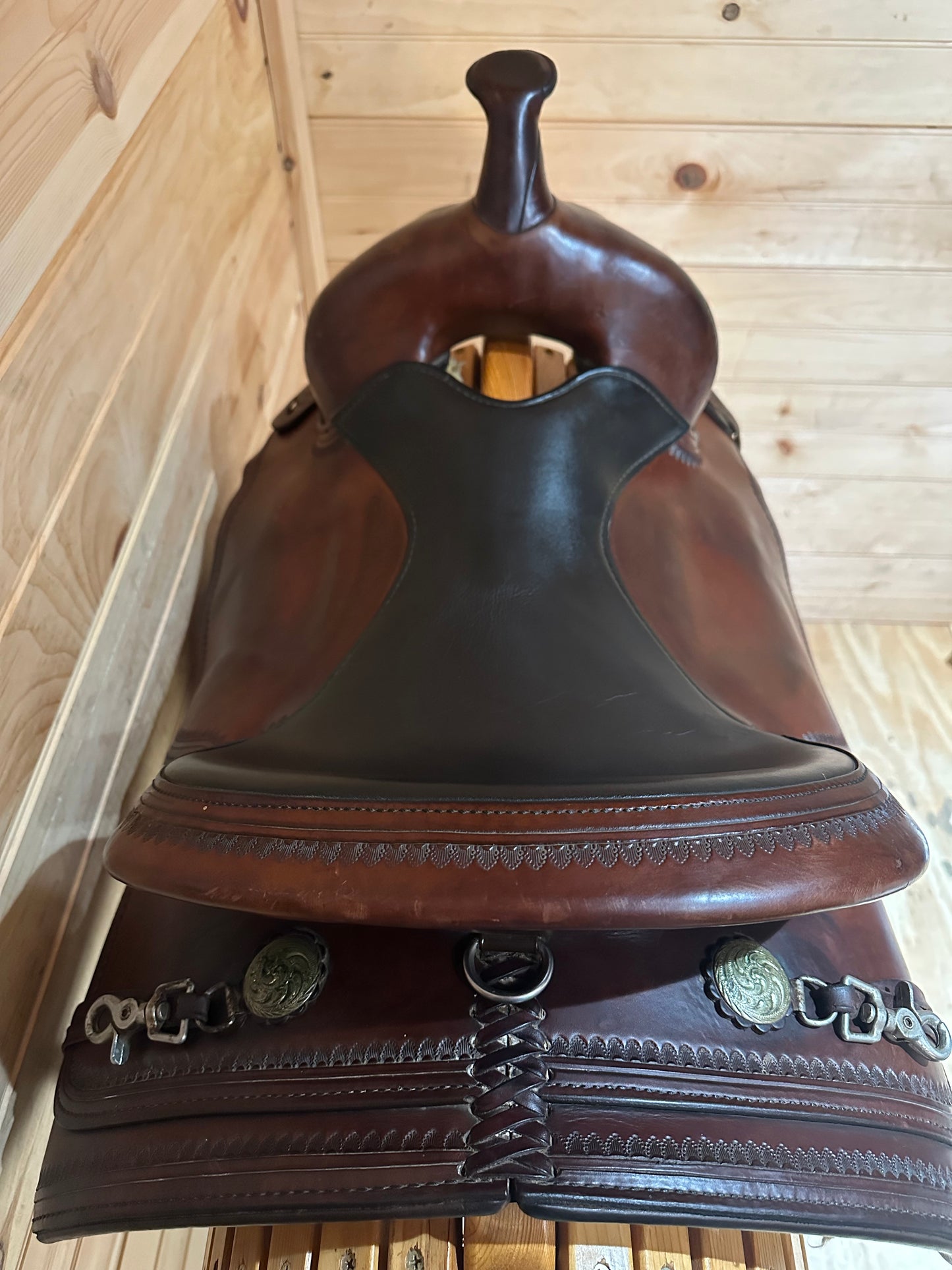 16” Circle Y Topeka Flex-Lite Western Trail Saddle Model 1551