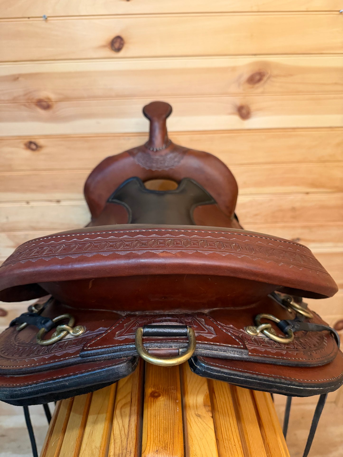 17” Circle Y Yosemite SupeRide Gaited Trail Saddle Model 3875