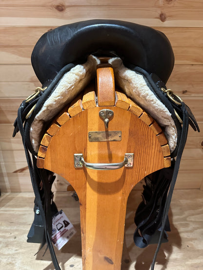 16” Circle Y High Horse Highbank Endurance Trail-boss Saddle Model 6916