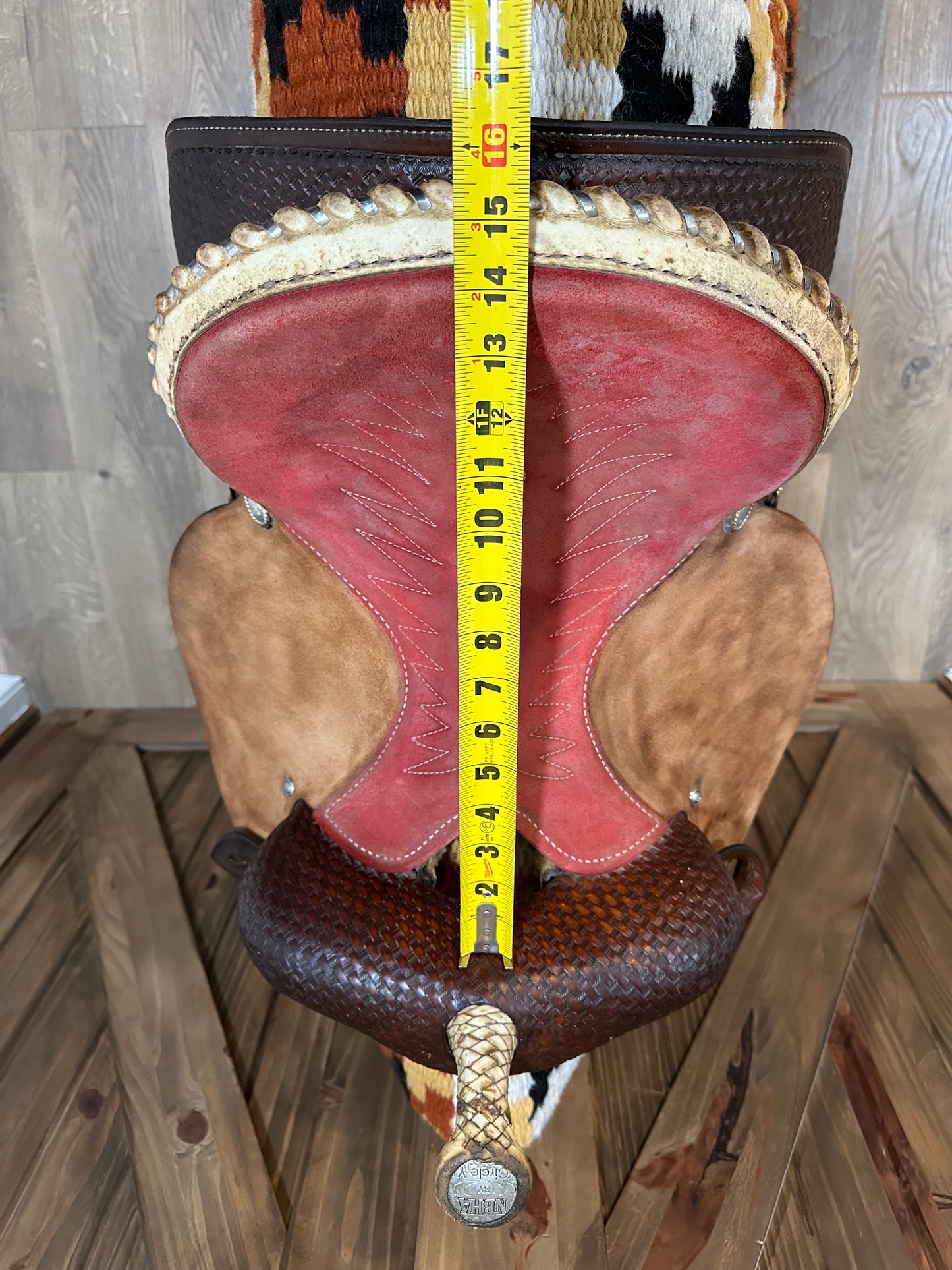 14” Circle Y NBHA Producer Barrel Racing Saddle