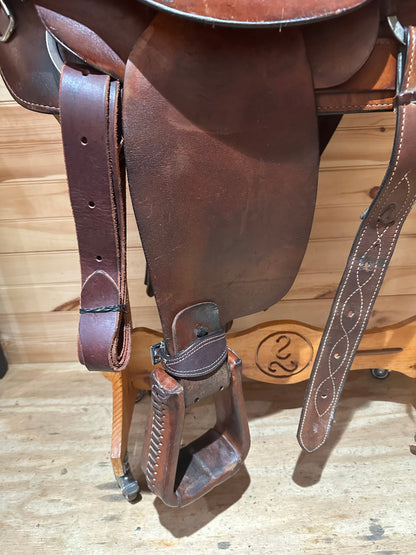 15.5” Double R Red Ranger Roping Western Saddle