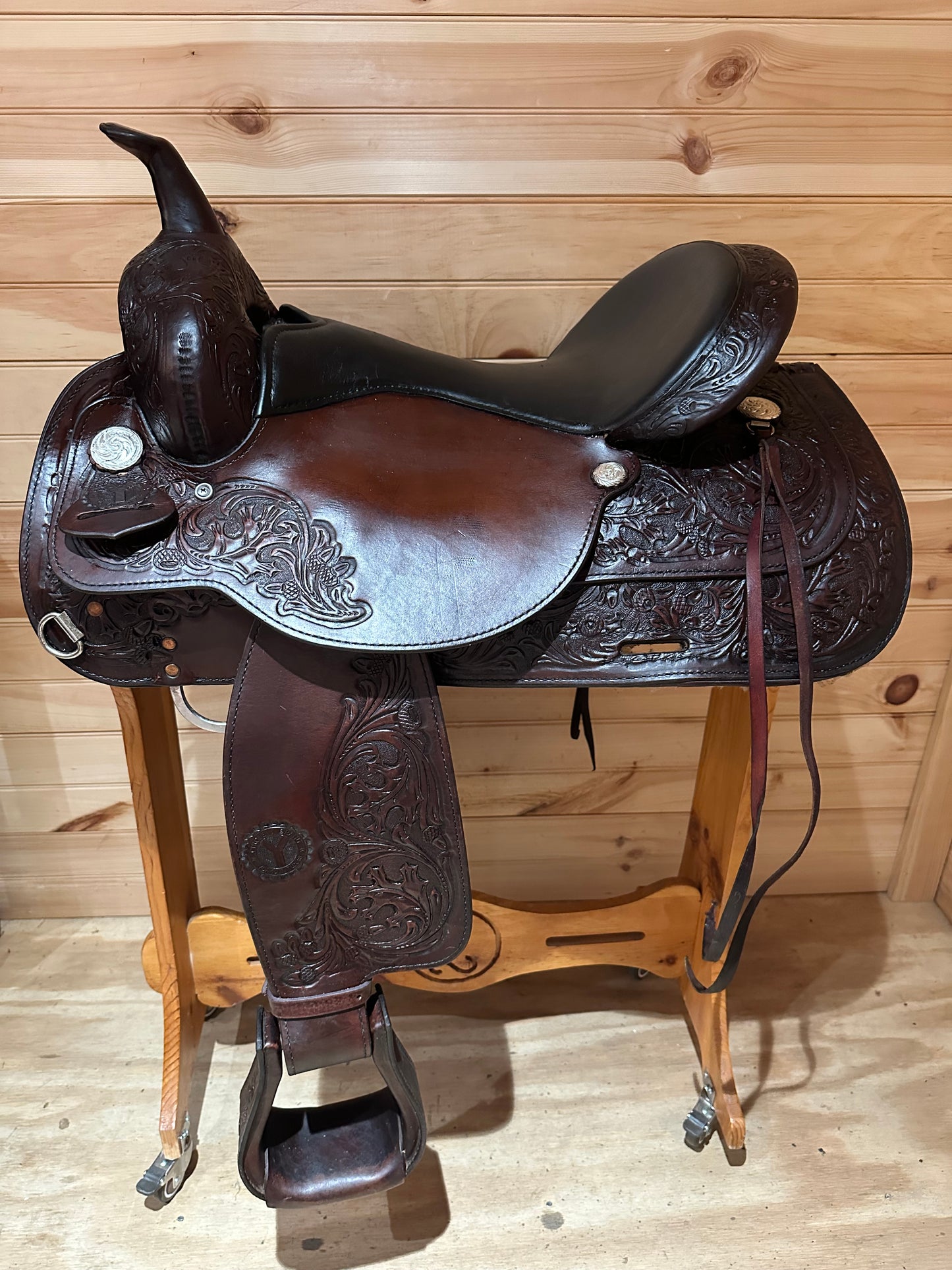 16” Circle Y Park & Trail Western Saddle Model 1553