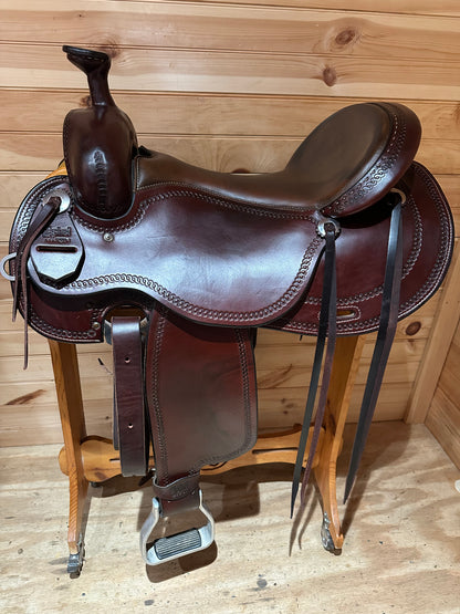 17” Cashel Outfitter by Martin Saddlery Western Trail Saddle Model CAS-SA-CTO
