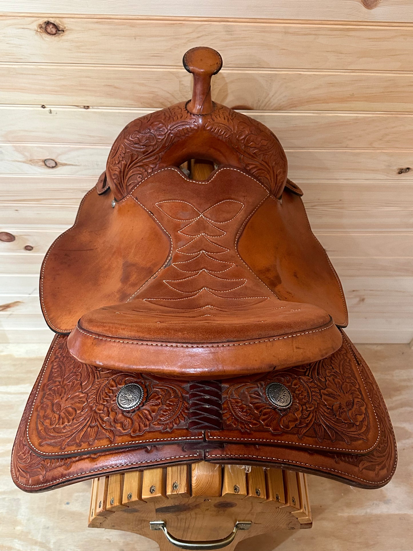 16” Tex Tan TexFlex Western Trail Saddle Model 08-TF400R6