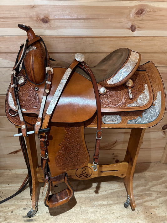 15” Crates Western Show Saddle Model 126