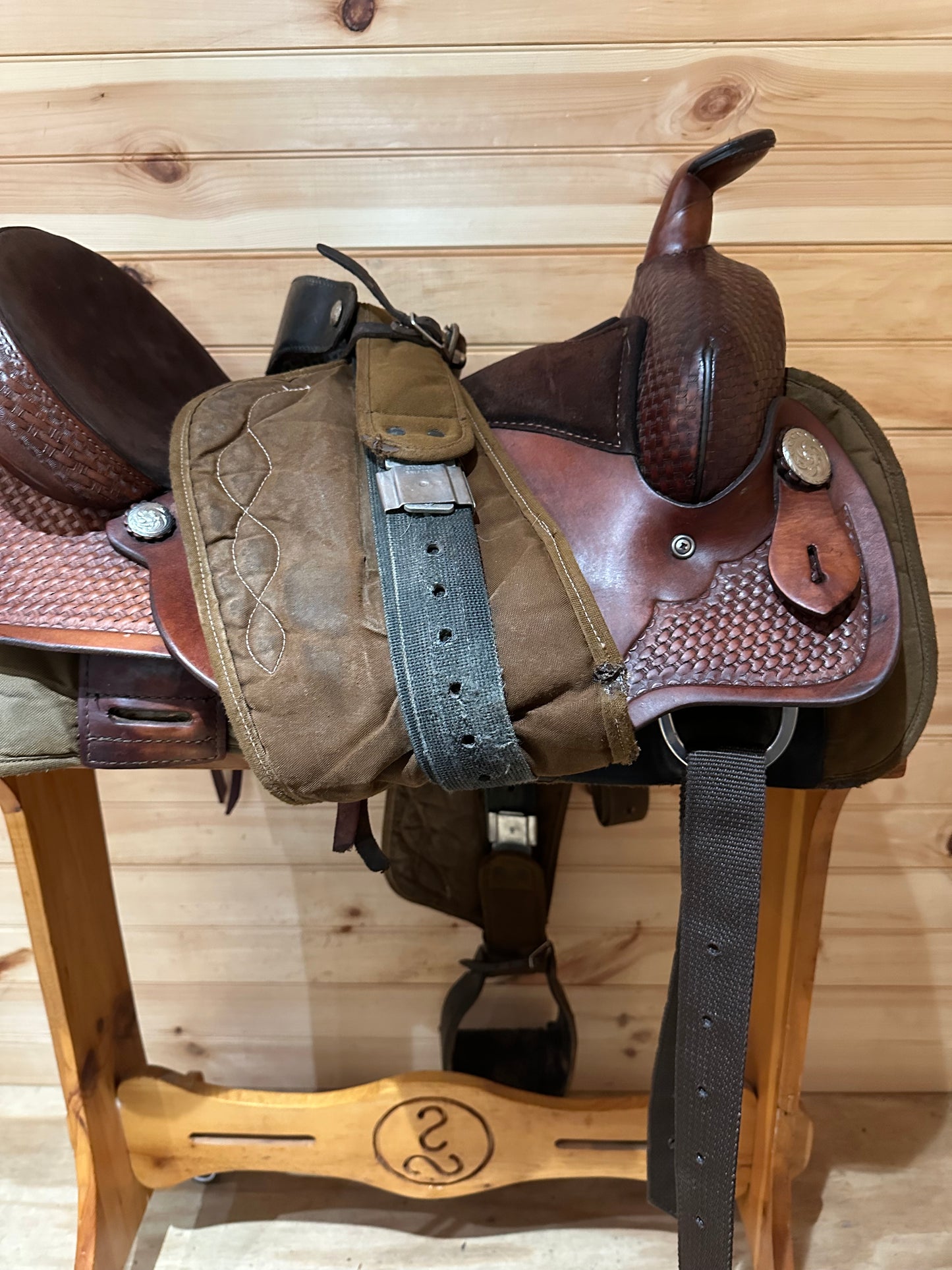 17” Circle Y Park & Trail Lightweight Western Trail Saddle Model 3581